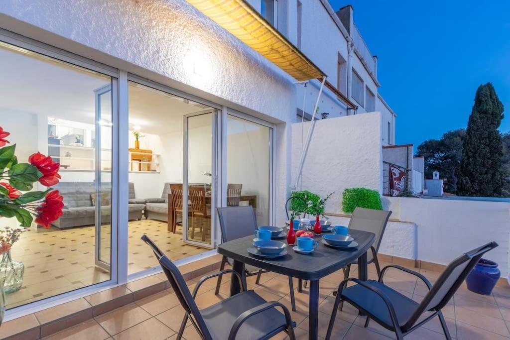 Merce 30-Amplia Casa De Vacaciones Con Vistas Al Mar Roses Ngoại thất bức ảnh
